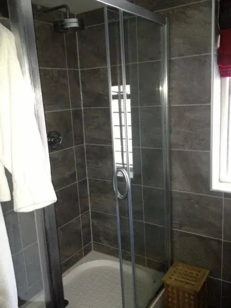 The Old Hall Country House