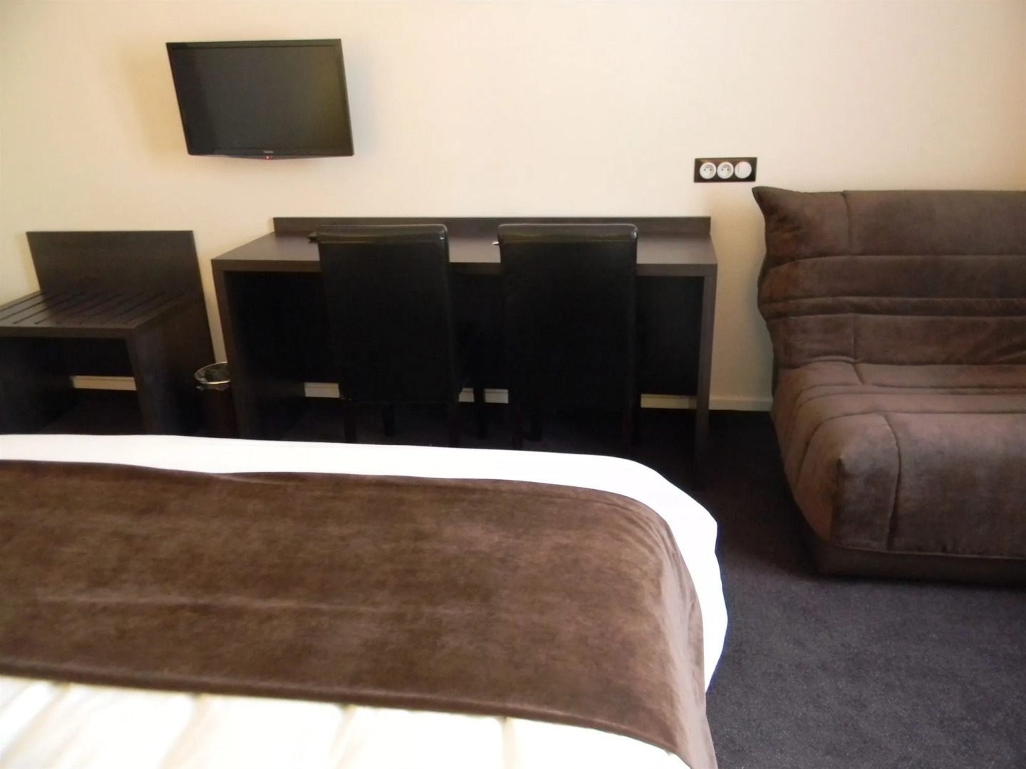 Brit Hotel Cahors - Le France