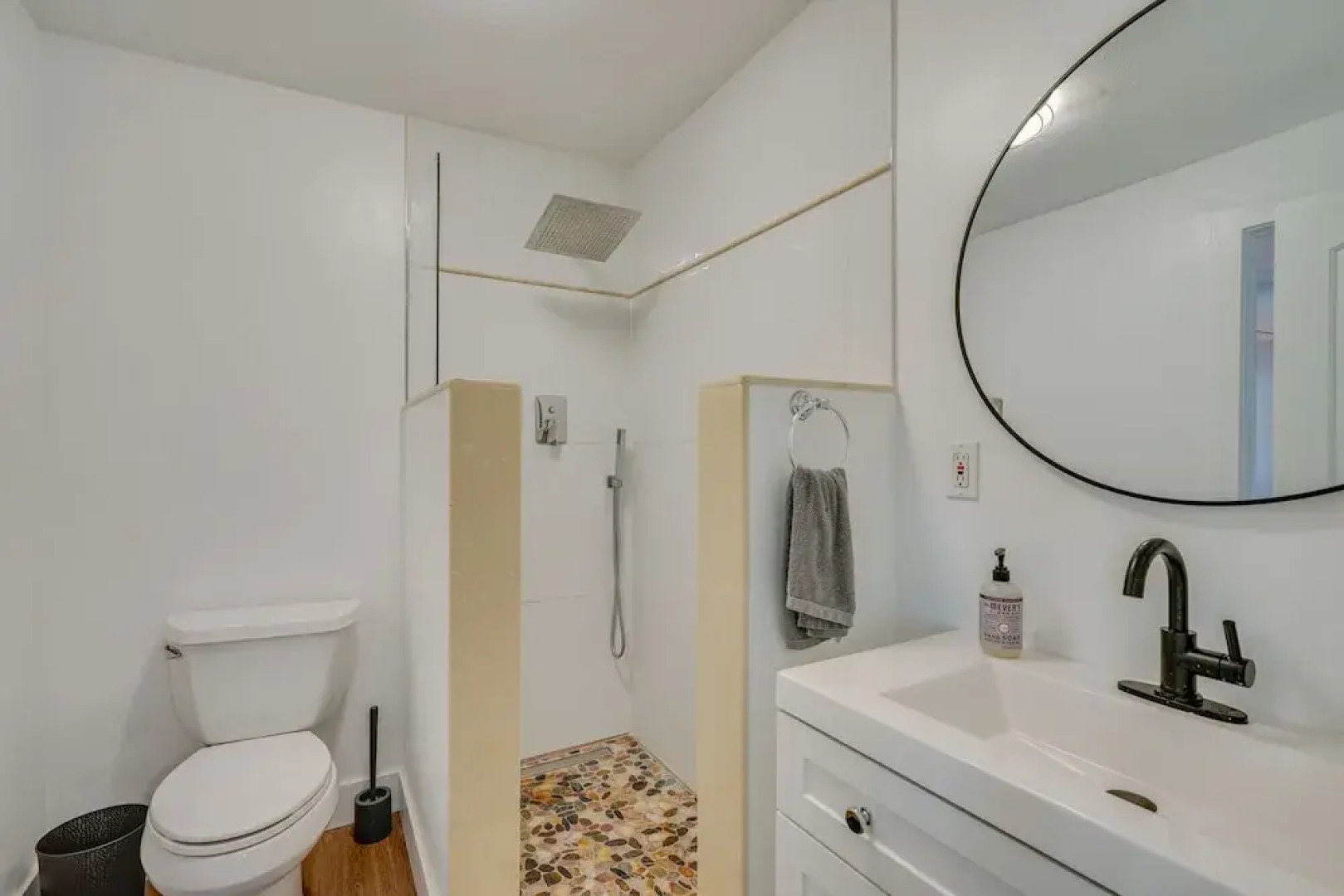 North Fort Myers Home w/ Hot Tub & Boat Dock