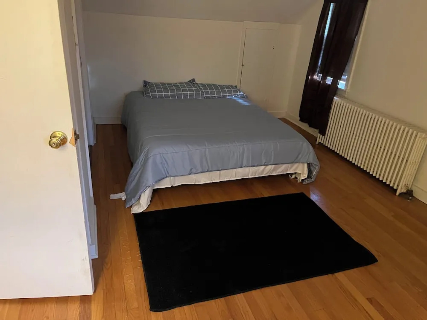 cozy retreat with modern amenties