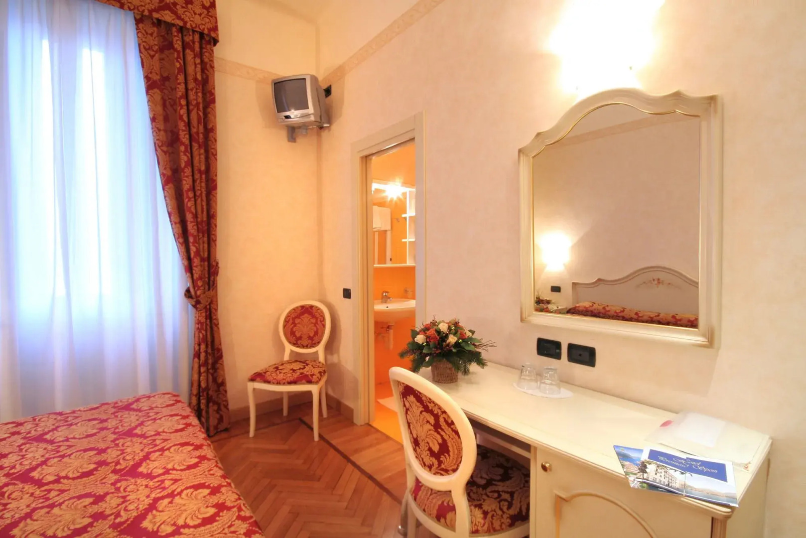 Hotel Promessi Sposi