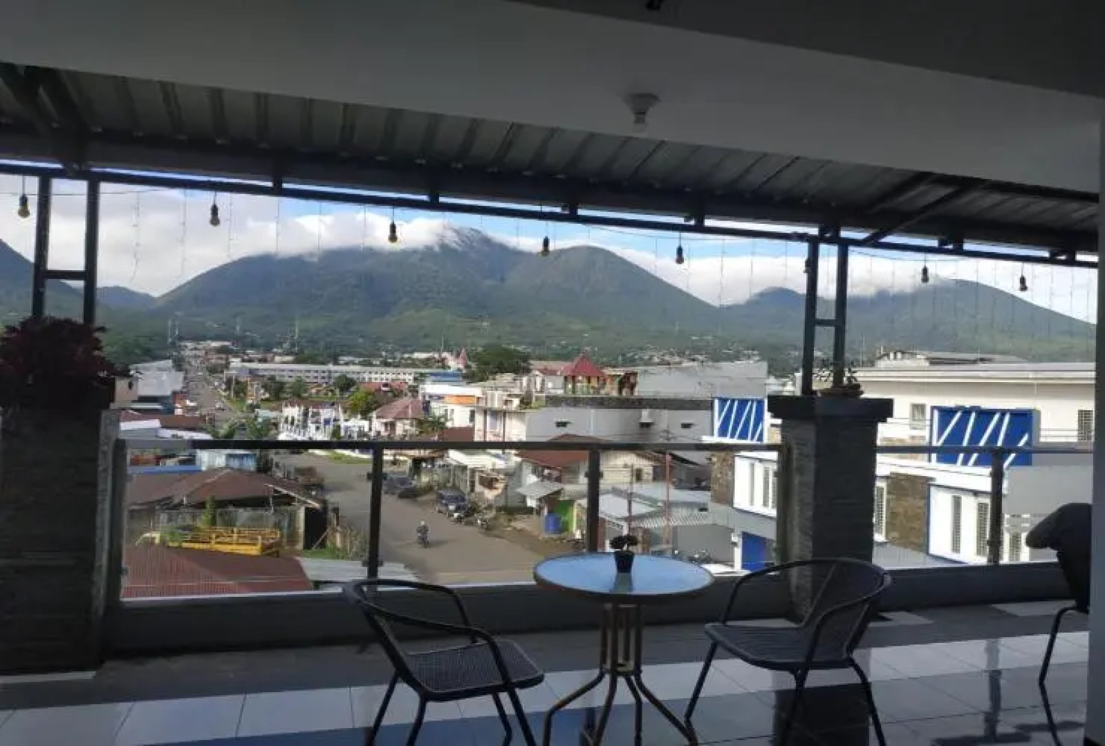 Sky Flores Hotel Ruteng