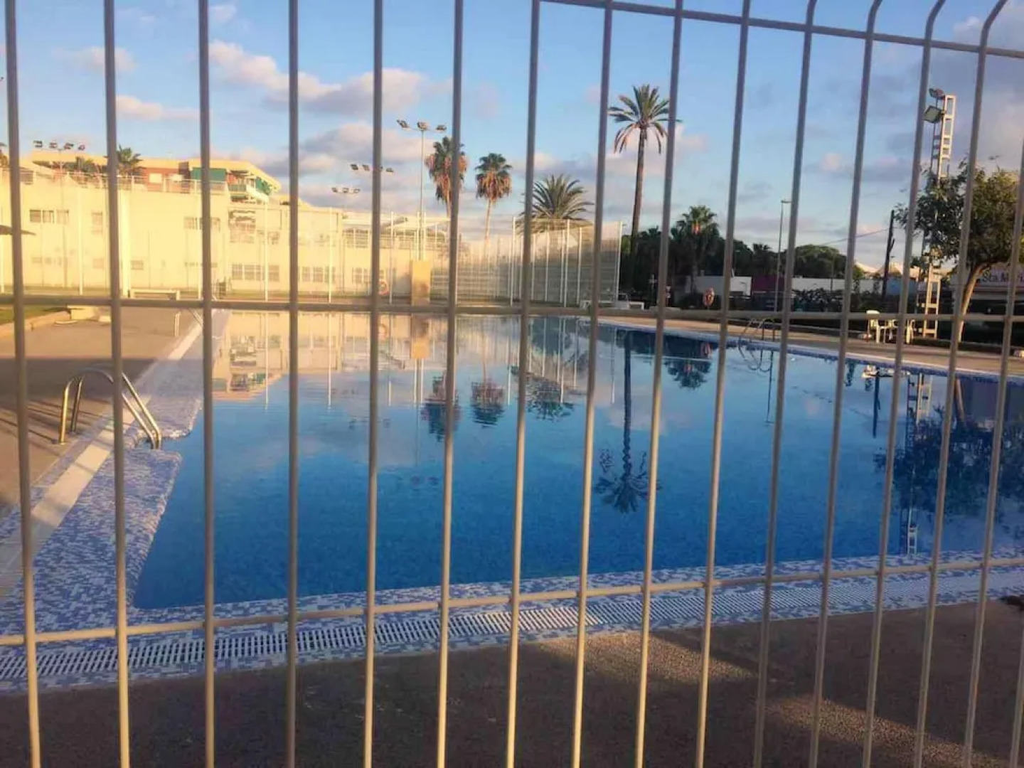 Apartment With 2 Bedrooms in Canet de Berenguer, With Shared Pool, Furnished Terrace and Wifi Near the Beach