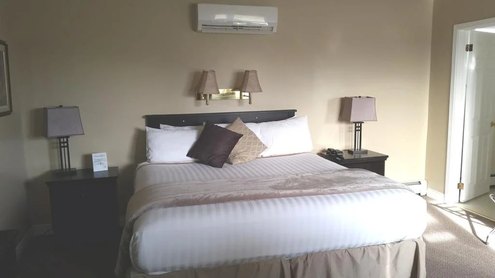 Middleton Motel & Suites