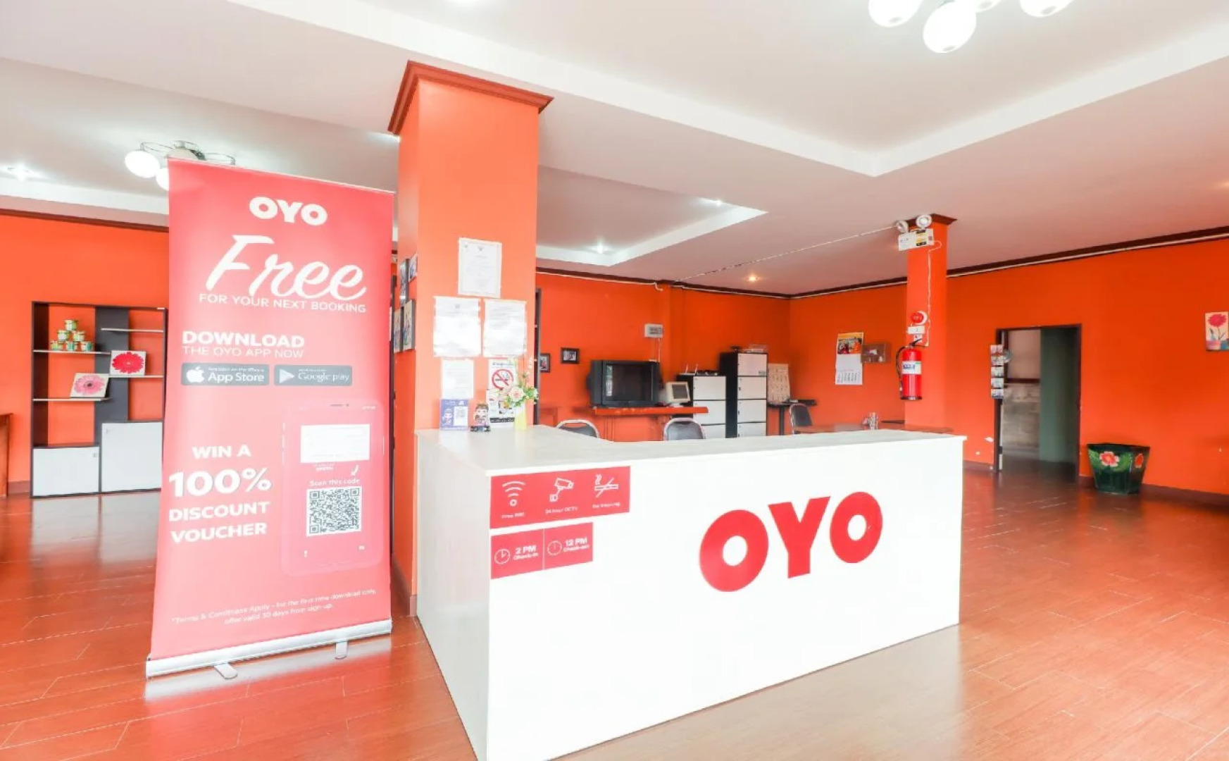 OYO 359 Golden Nakara Place (Vaccinated Staff)