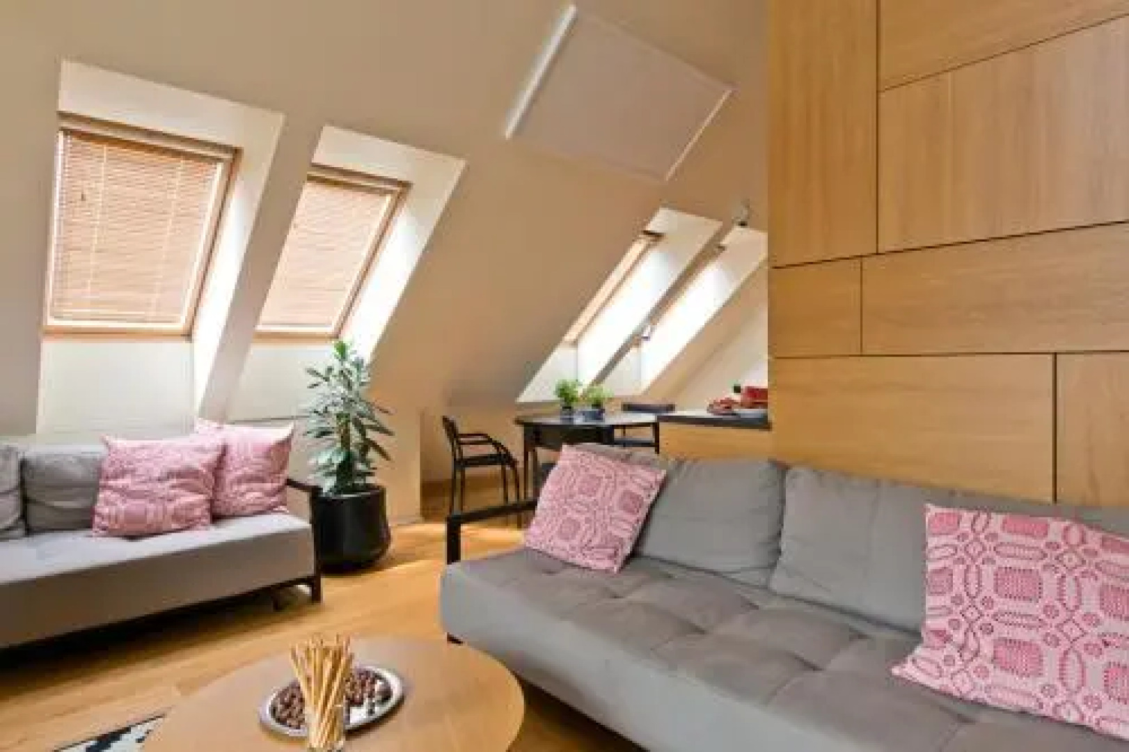 Visit Nida Apartments