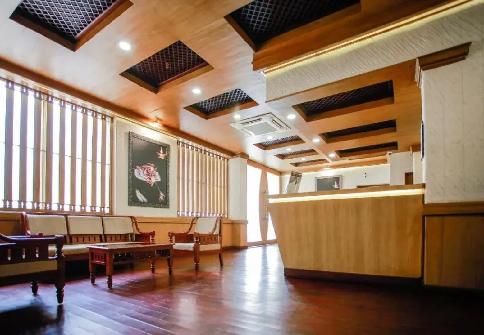 OYO 26692 Alankar Elite Inns