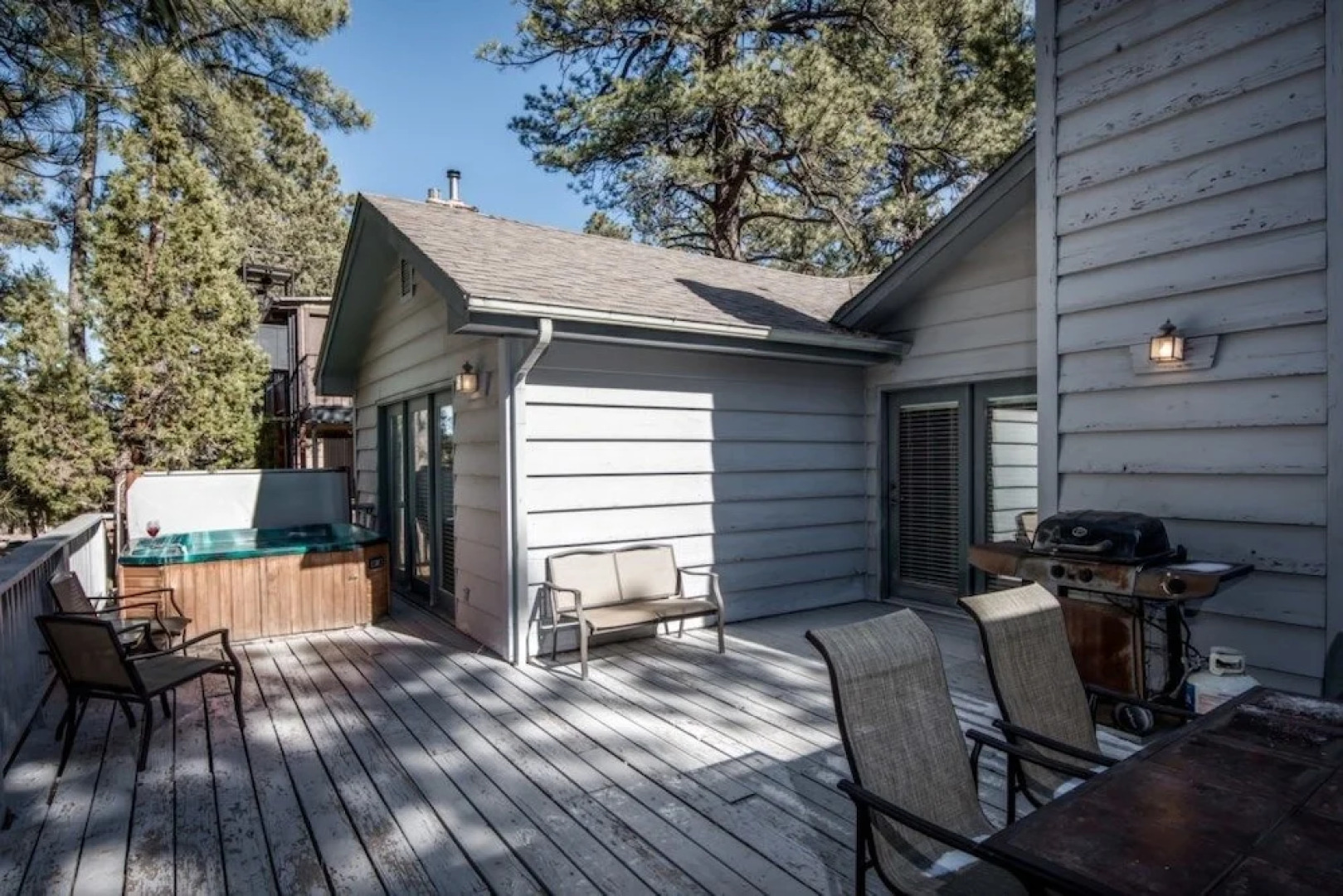 Angulo - Three Bedroom Cabin