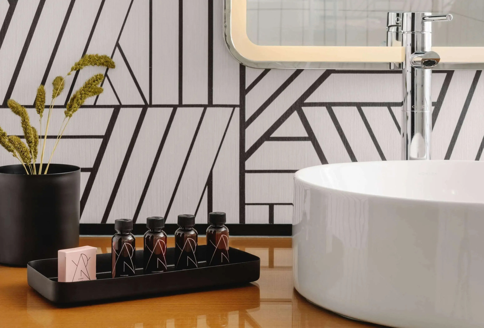 Hotel Tupelo, a Wyndham Hotel