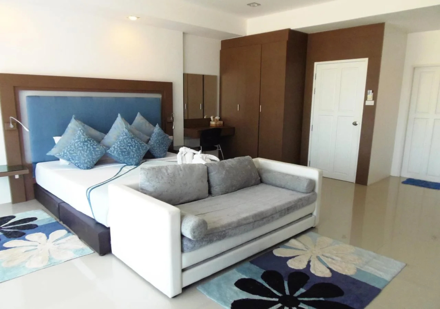 Elephants End Guesthouse