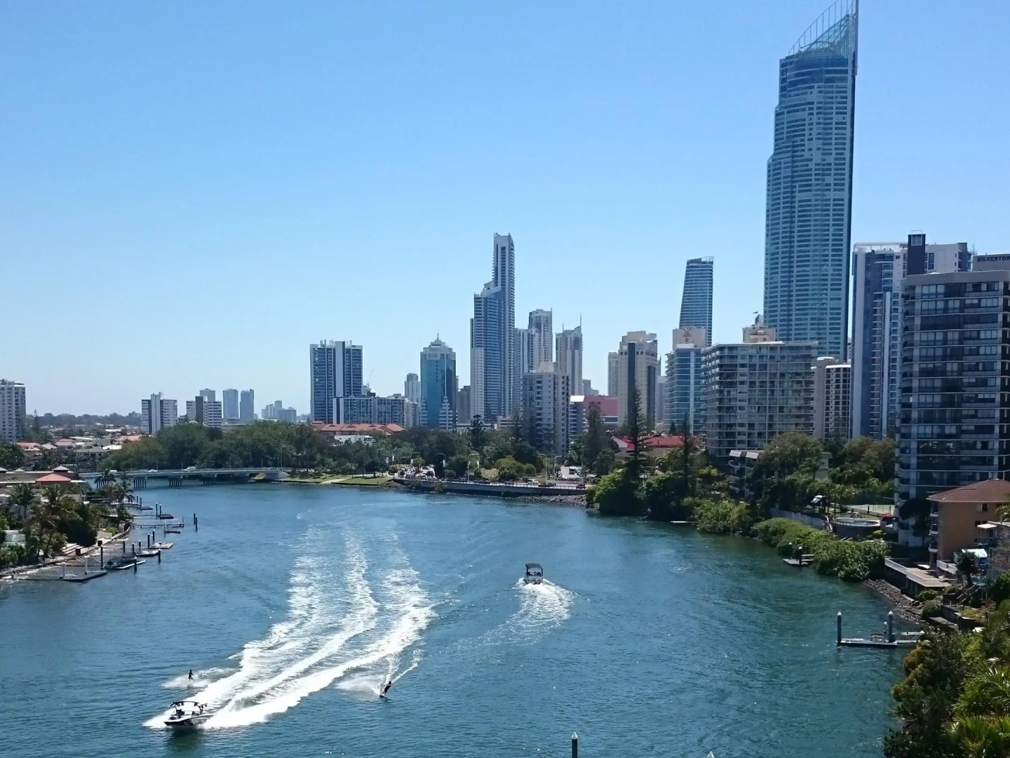 Surfers Hawaiian Apartments