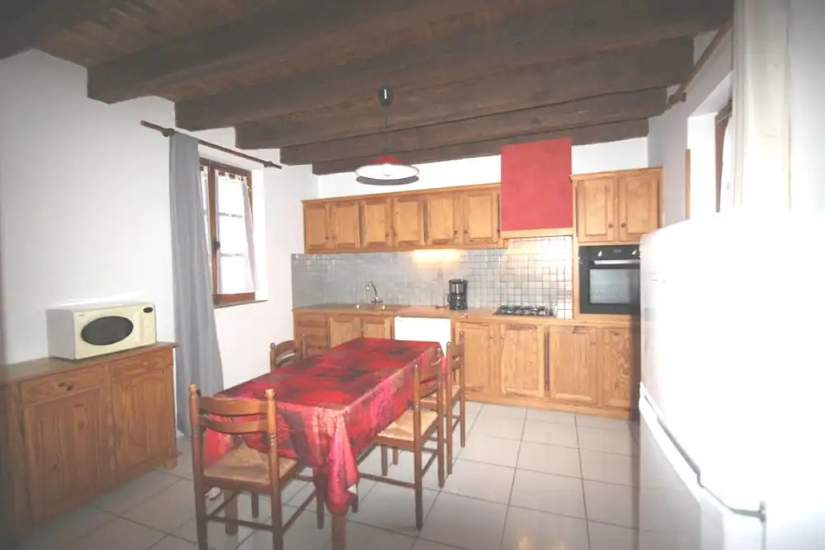 House With 2 Bedrooms in Beynac-et-cazenac, With Pool Access and Furni