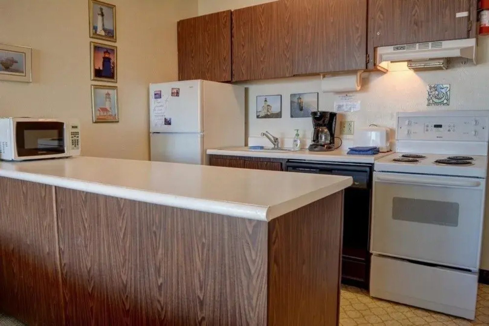 Surftides Plaza Rentals