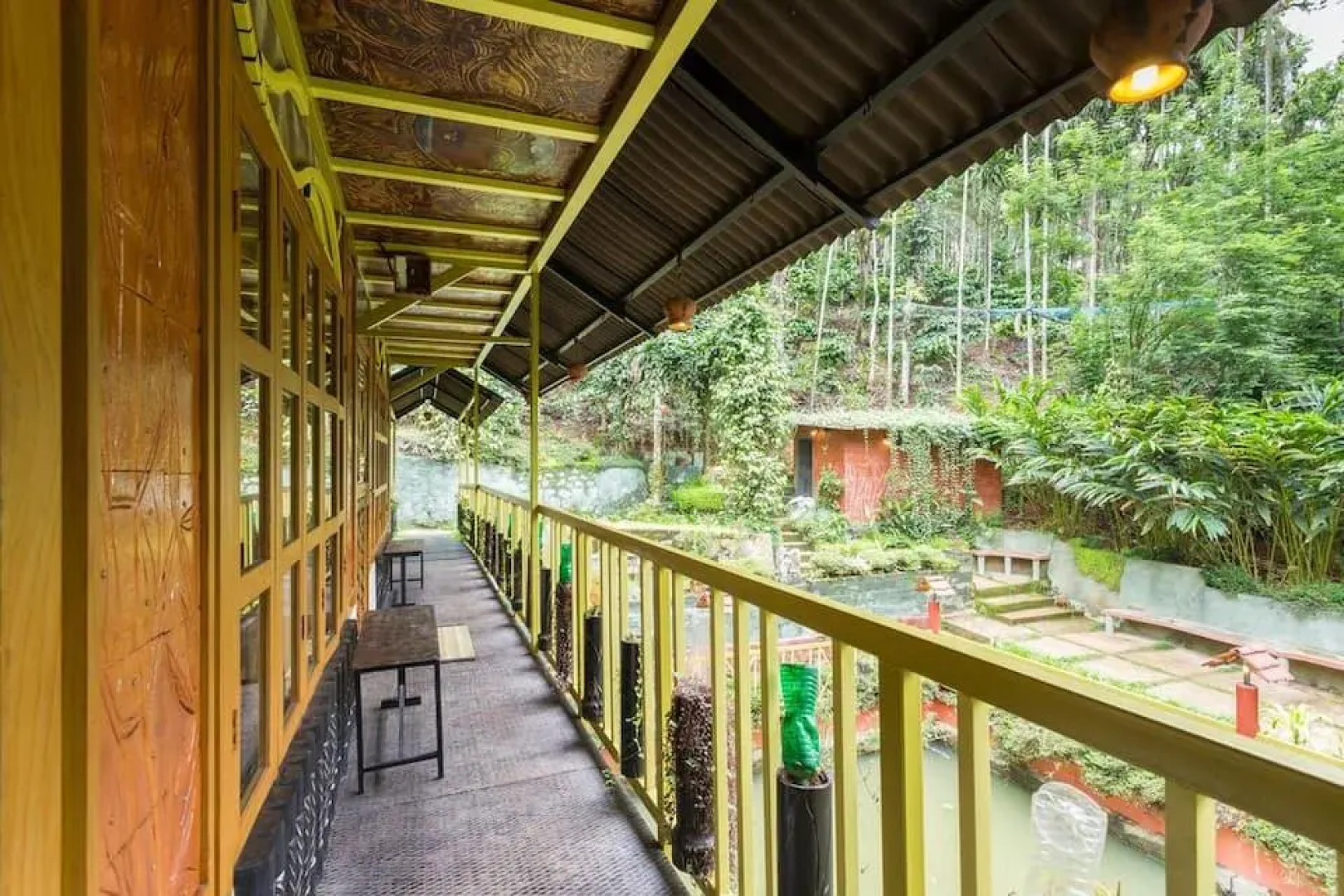 Brook Streak Resorts