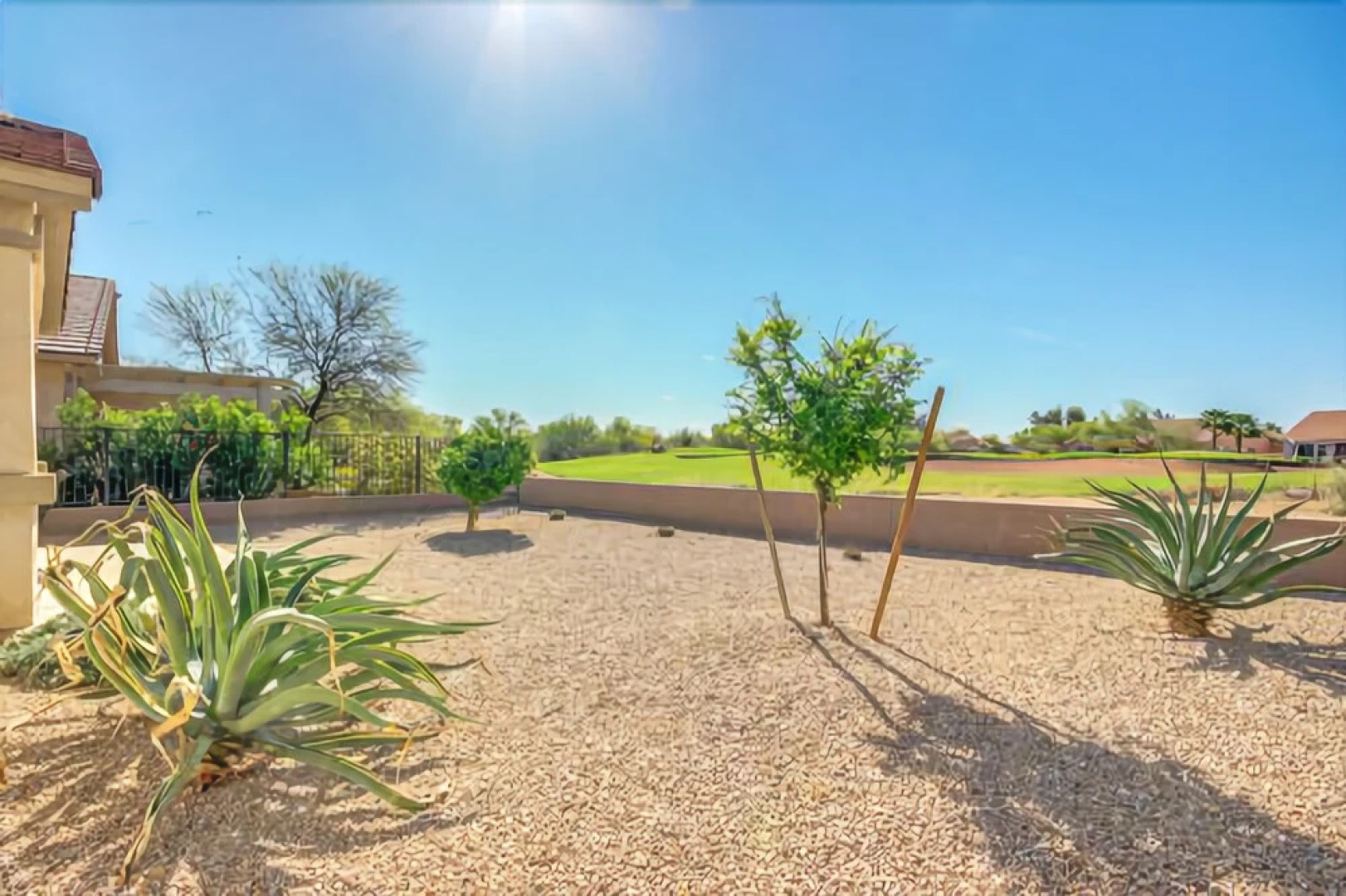 Twin Peaks - 2 Br home by RedAwning