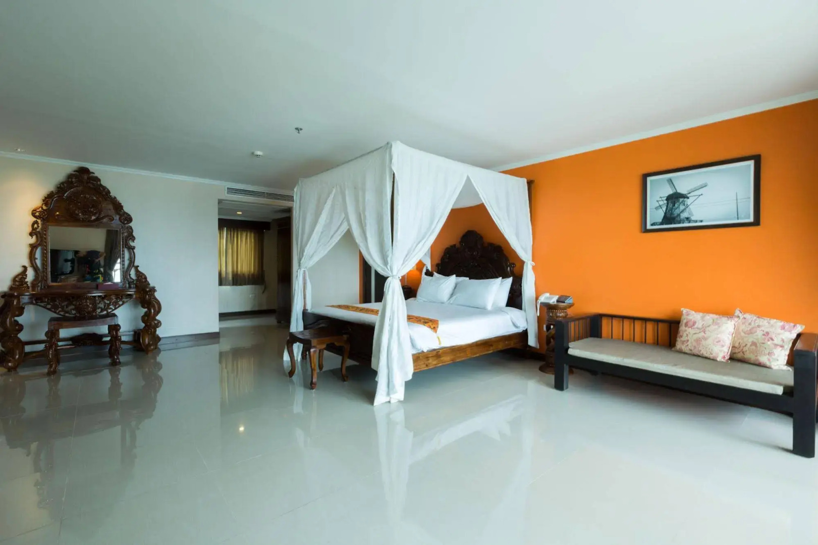 Royal Phala Cliff Beach Resort and Spa