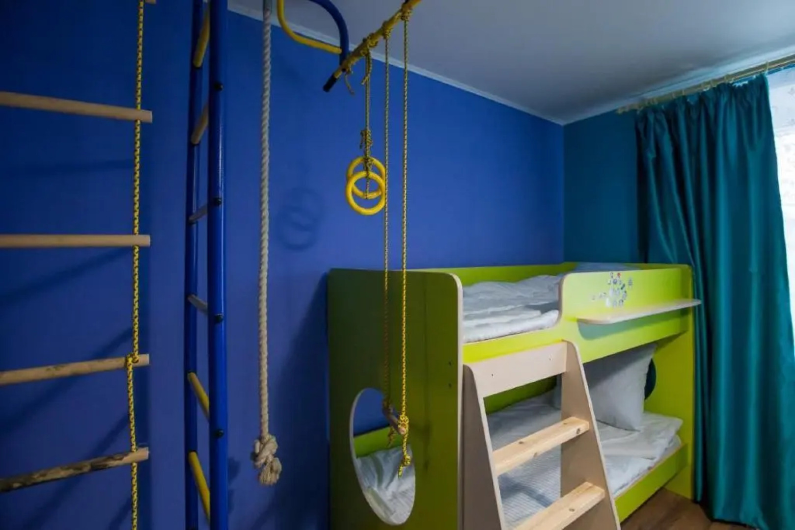 Дубки на Милиционном переулке