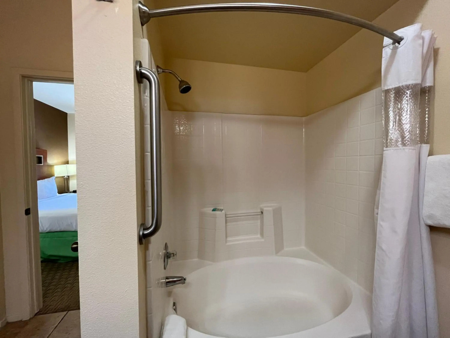 The Cliffs at Peace Canyon