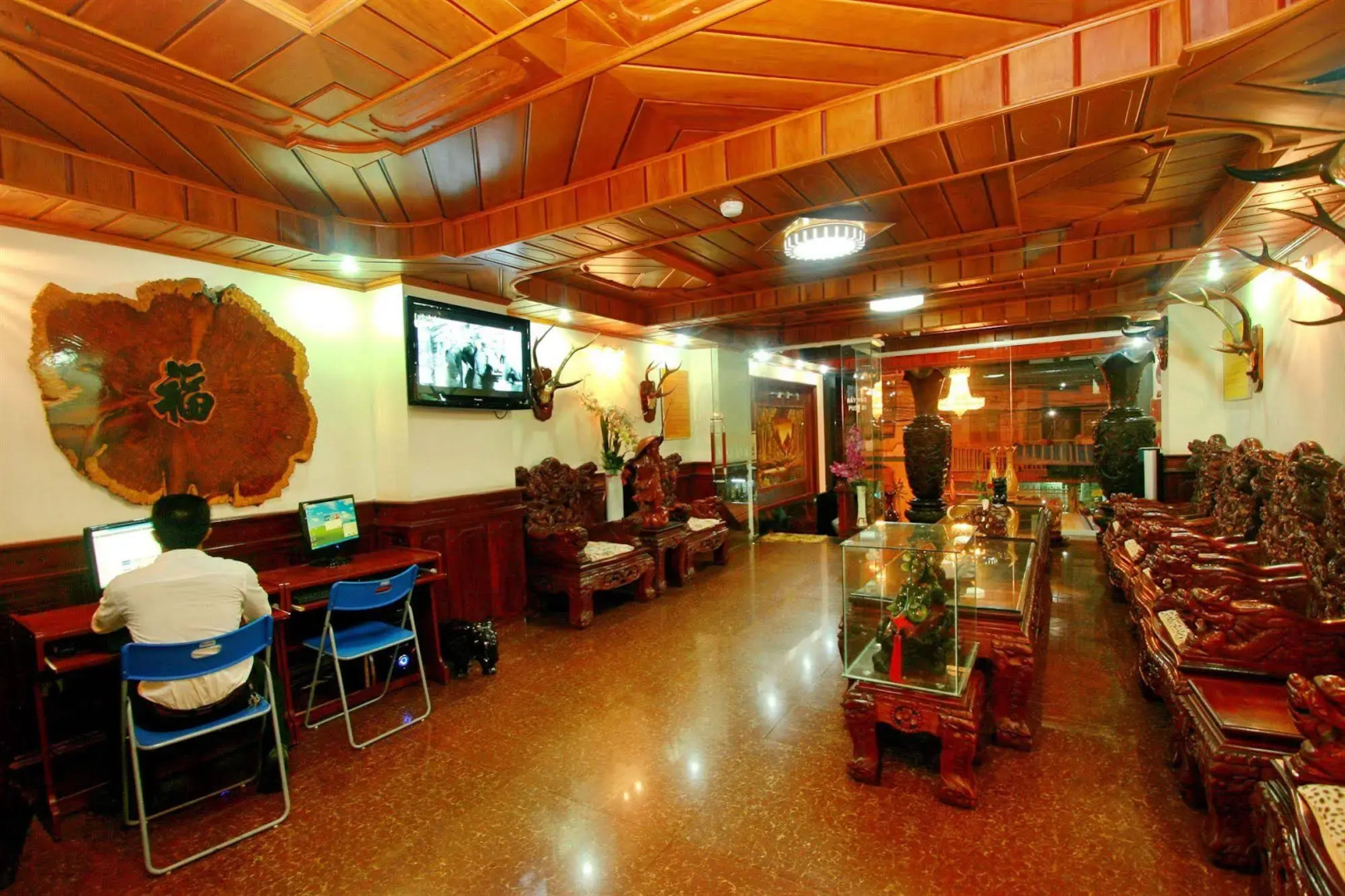 Galaxy Hotel Ngan Ha