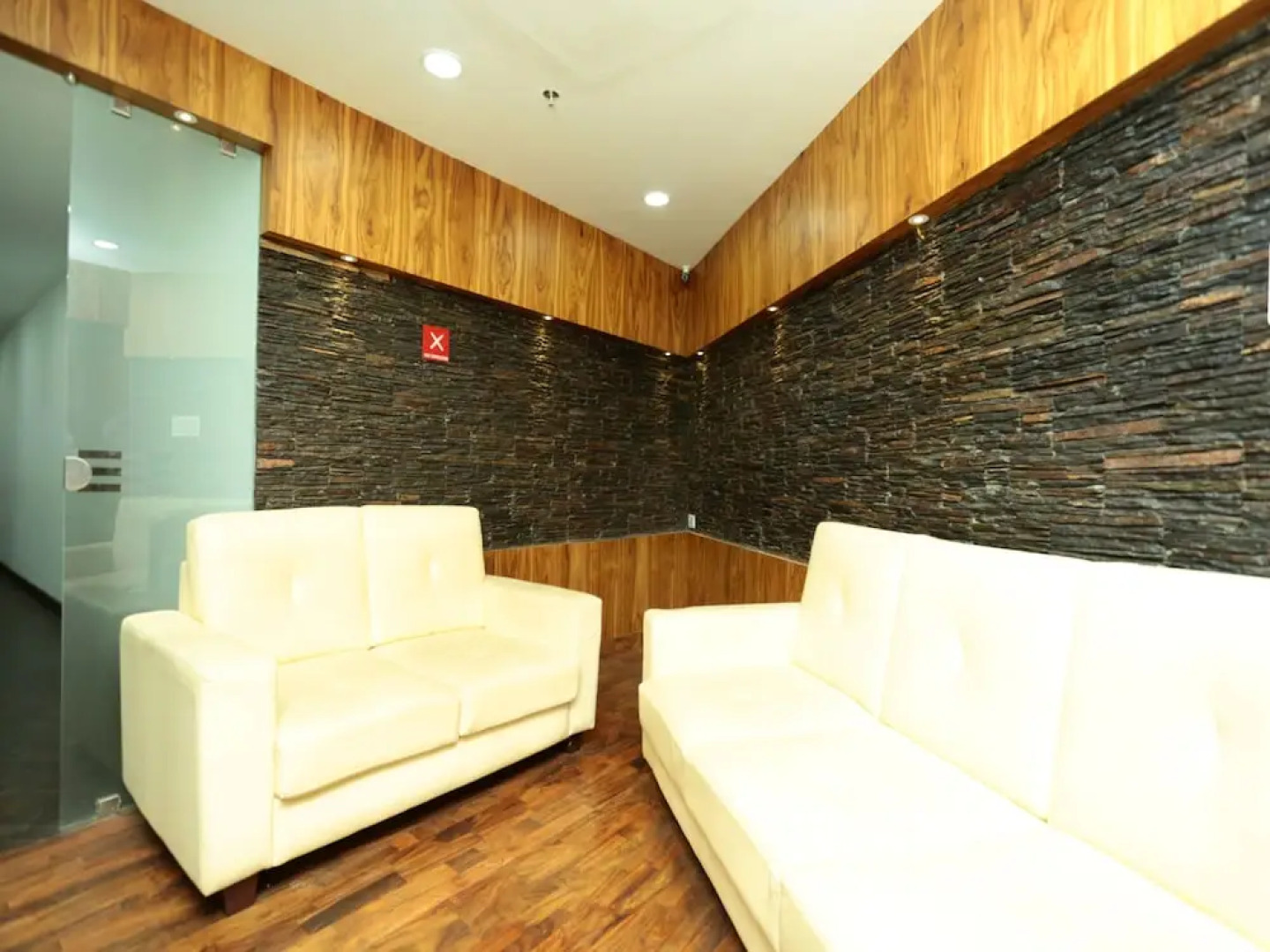 OYO 12851 Structural Homes