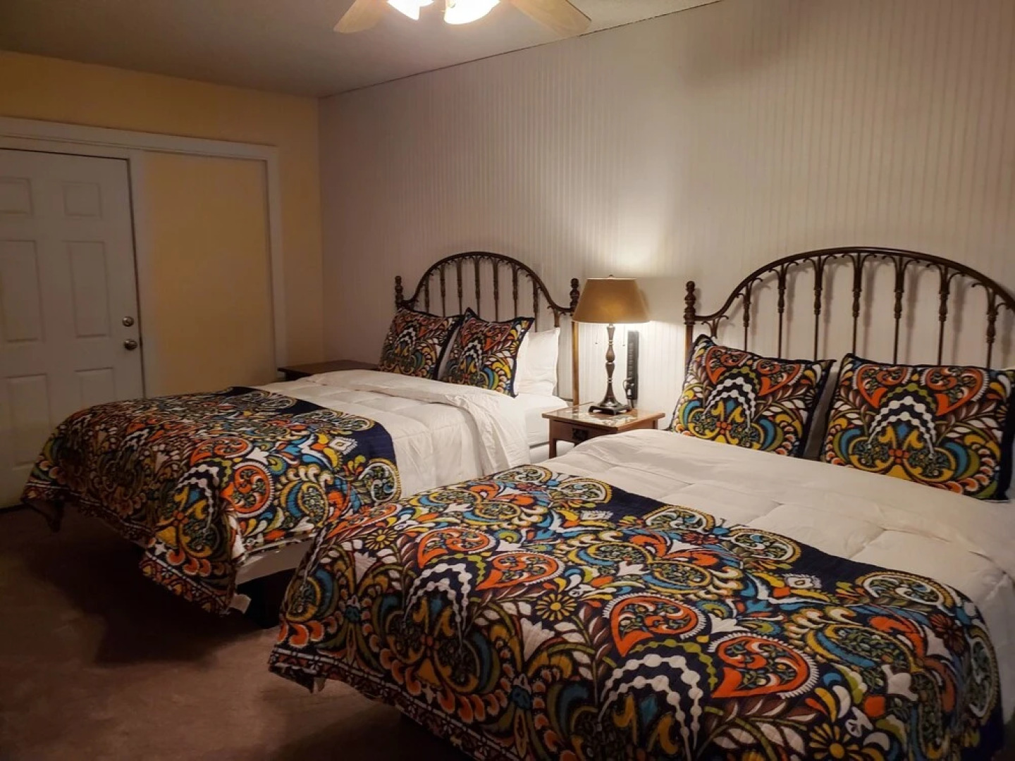 Butterfield Inn Main Street Cottages