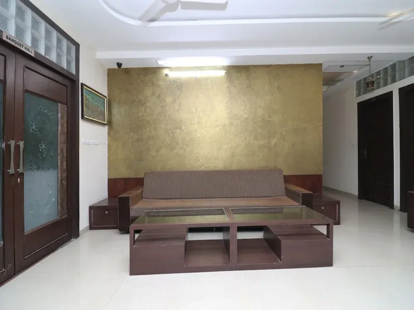 OYO 22872 Hotel Shivam Fort View