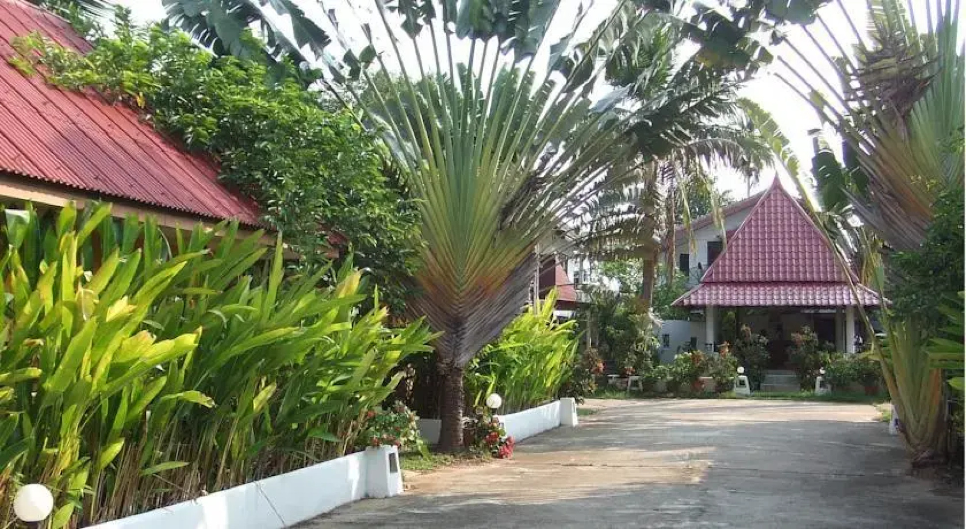 Akkrasom Resort