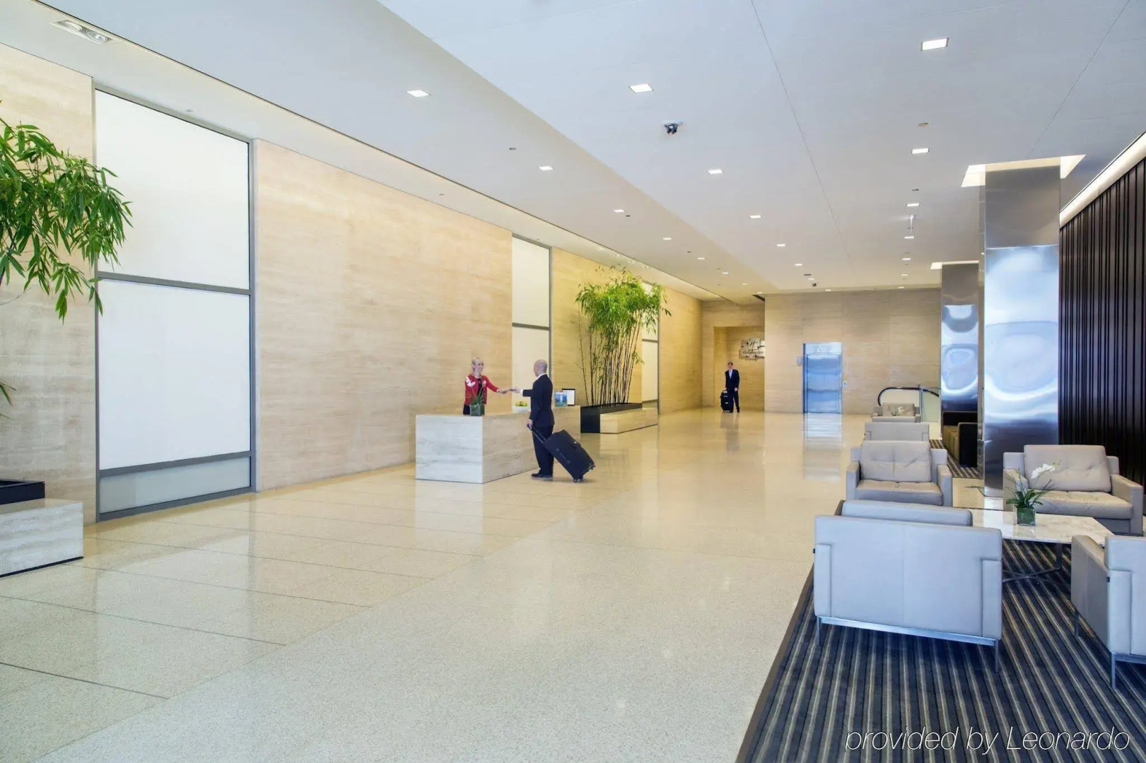 Holiday Inn Chicago Dwtn - Wolf Point