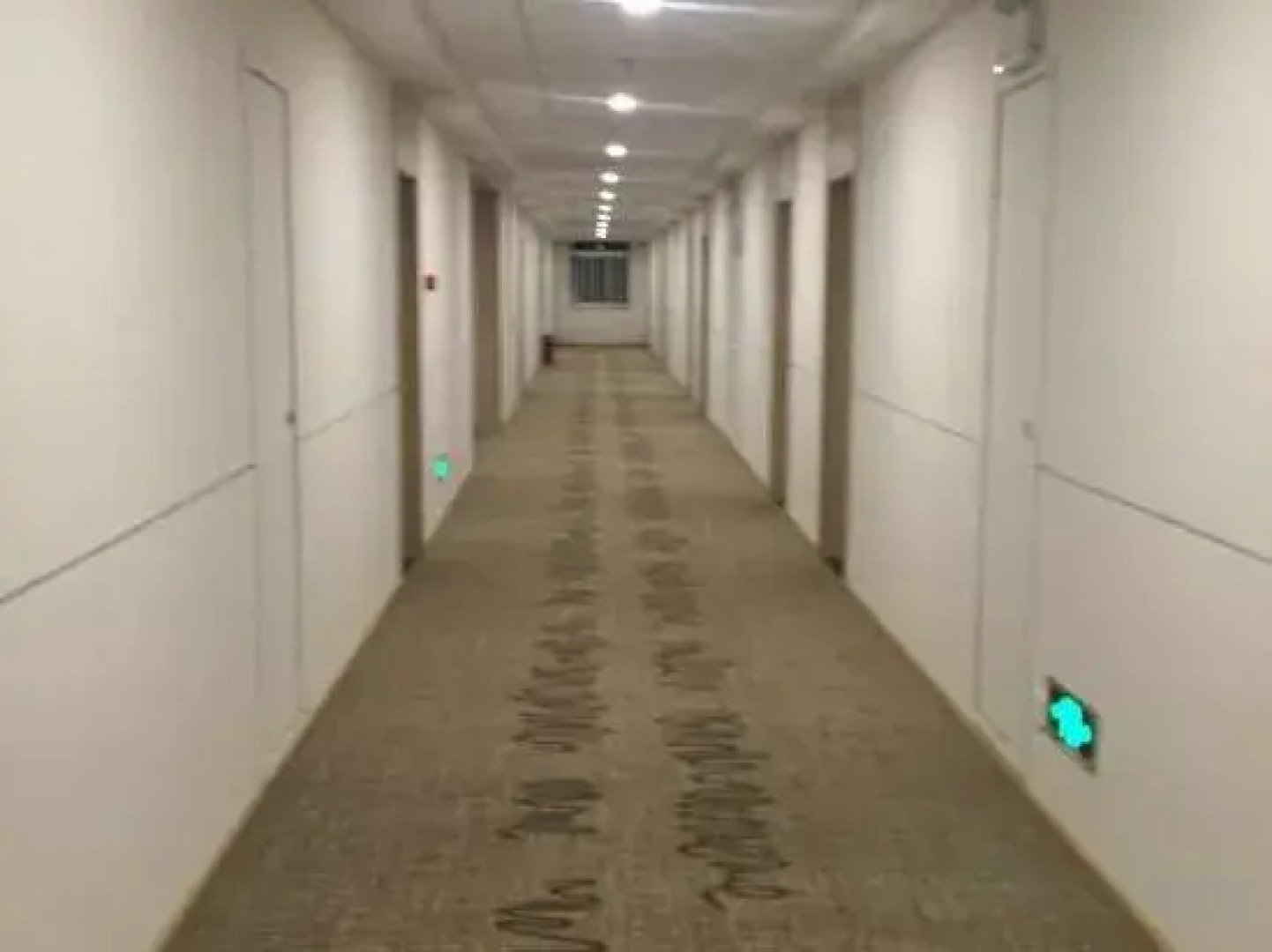 HanTing Hotel (Huanggang Hong'an Walmart Plaza)