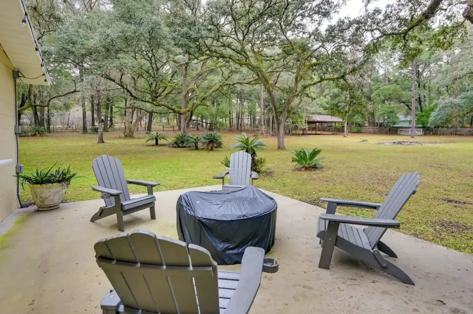 Inverness Getaway ~ 4 Mi to Henderson Lake!