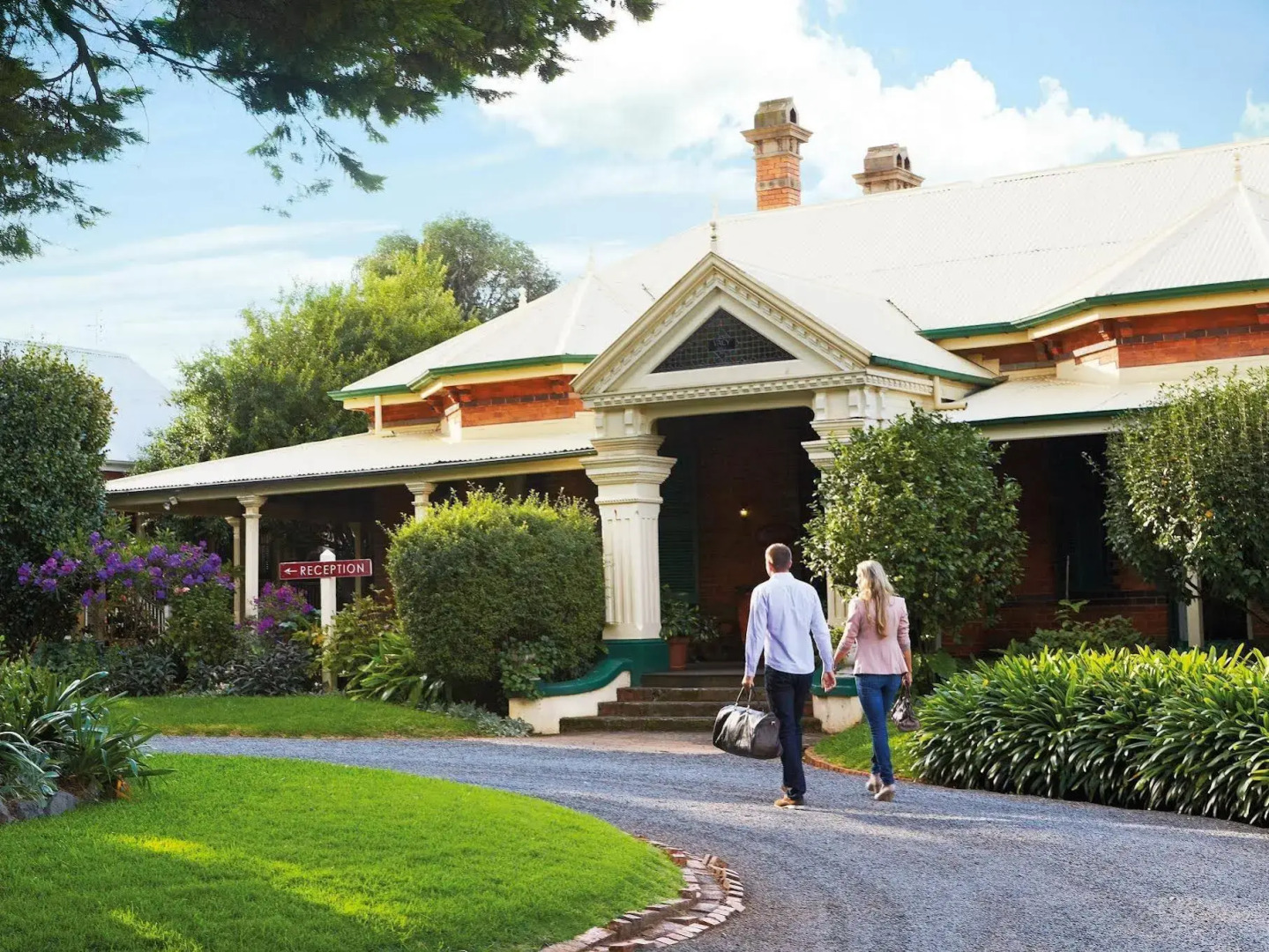 Vacy Hall Historic Guesthouse