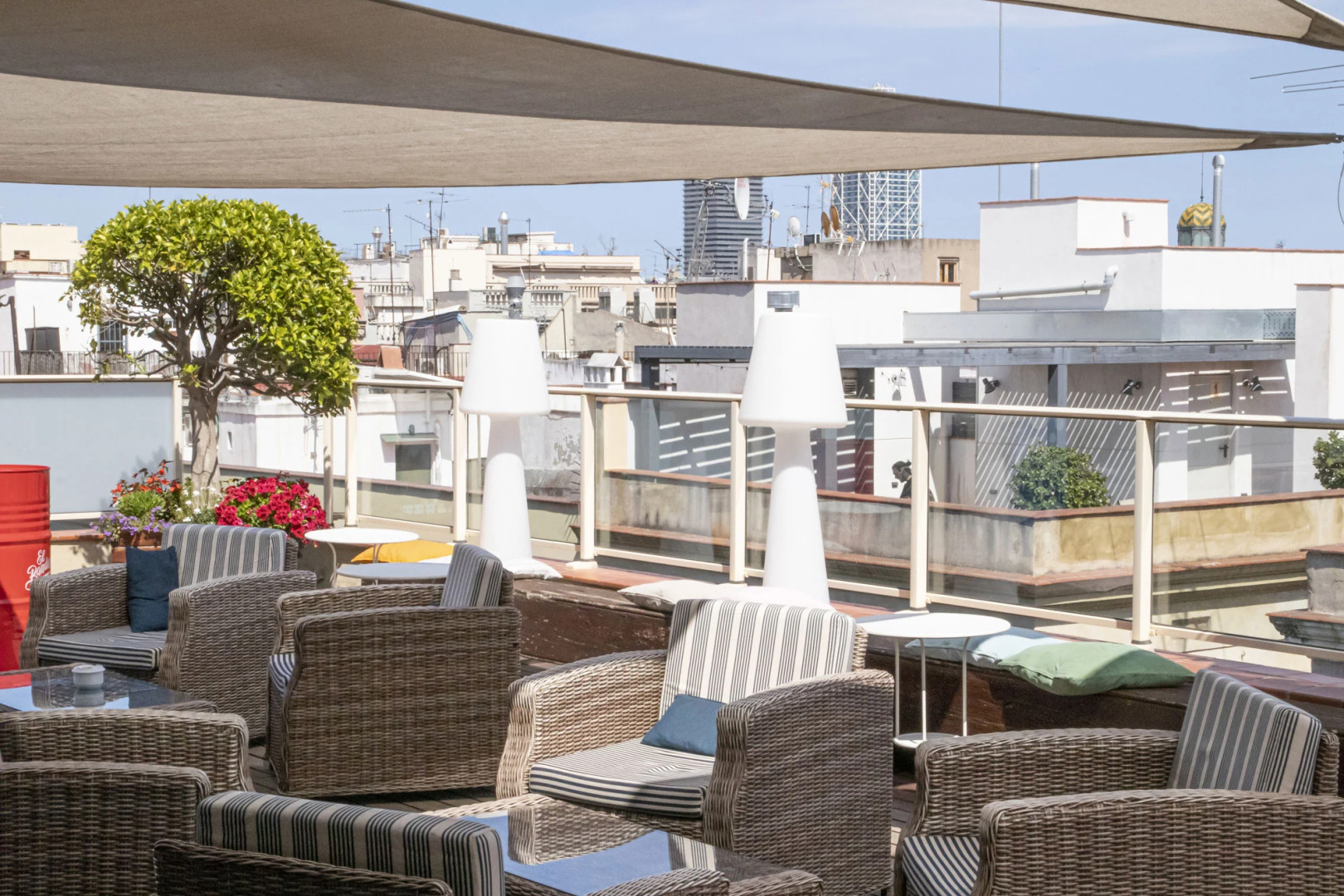 Отель Ciutat de Barcelona