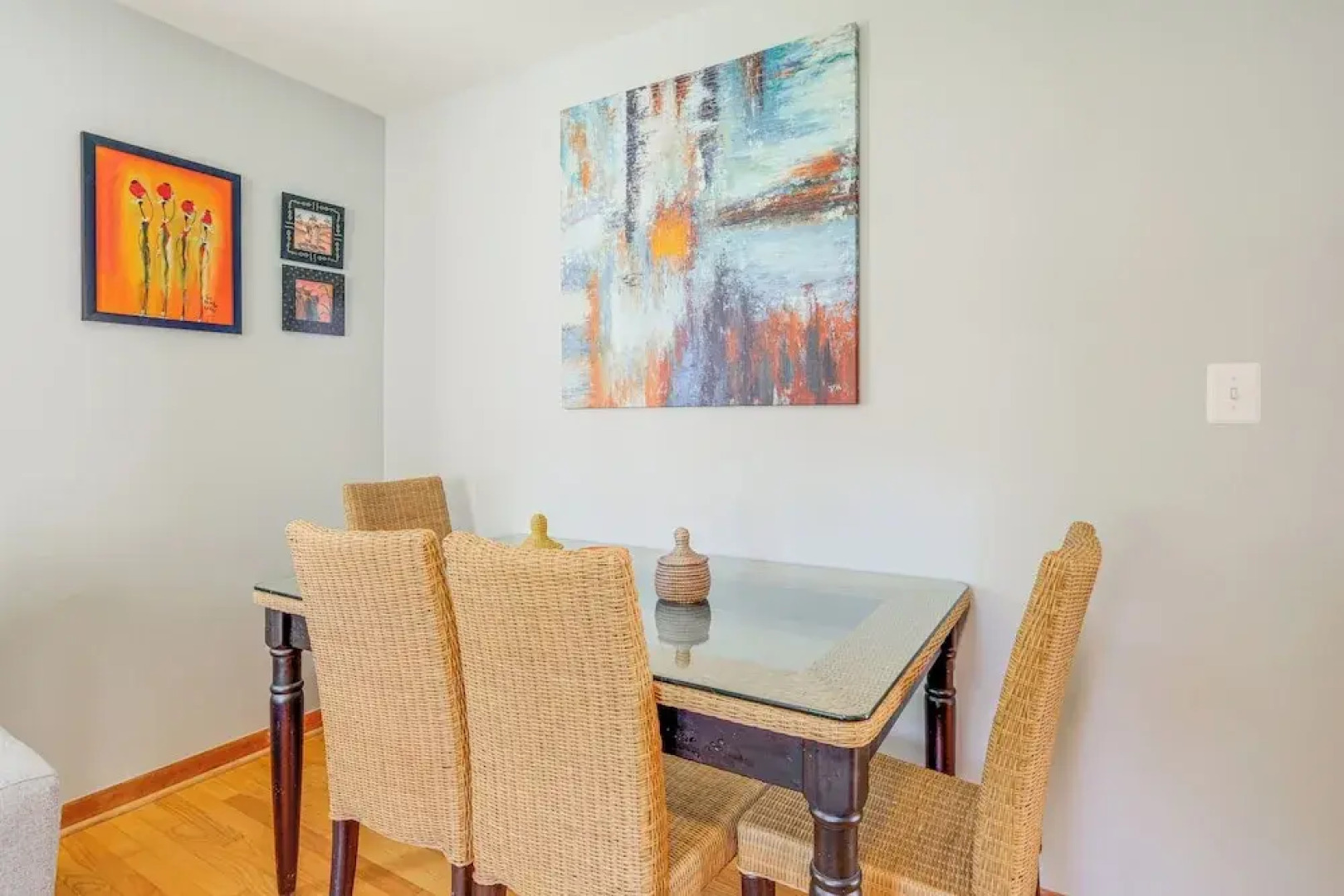 < 1 Mi to Colonial Beach: Coastal Gem w/ 2 Porches