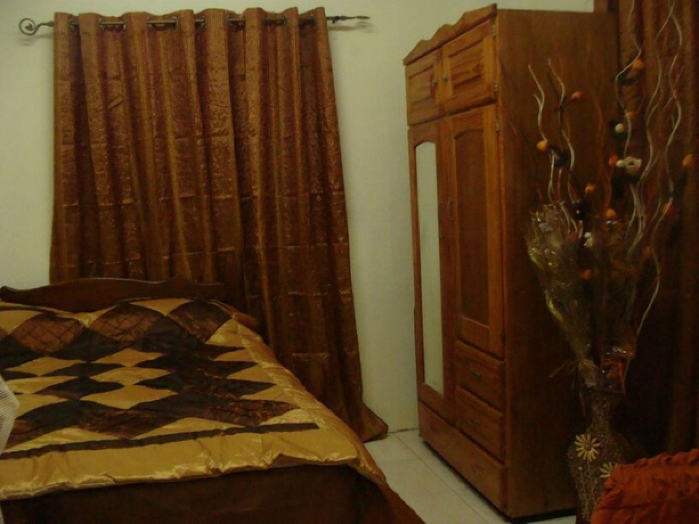 Noon's Accommodation