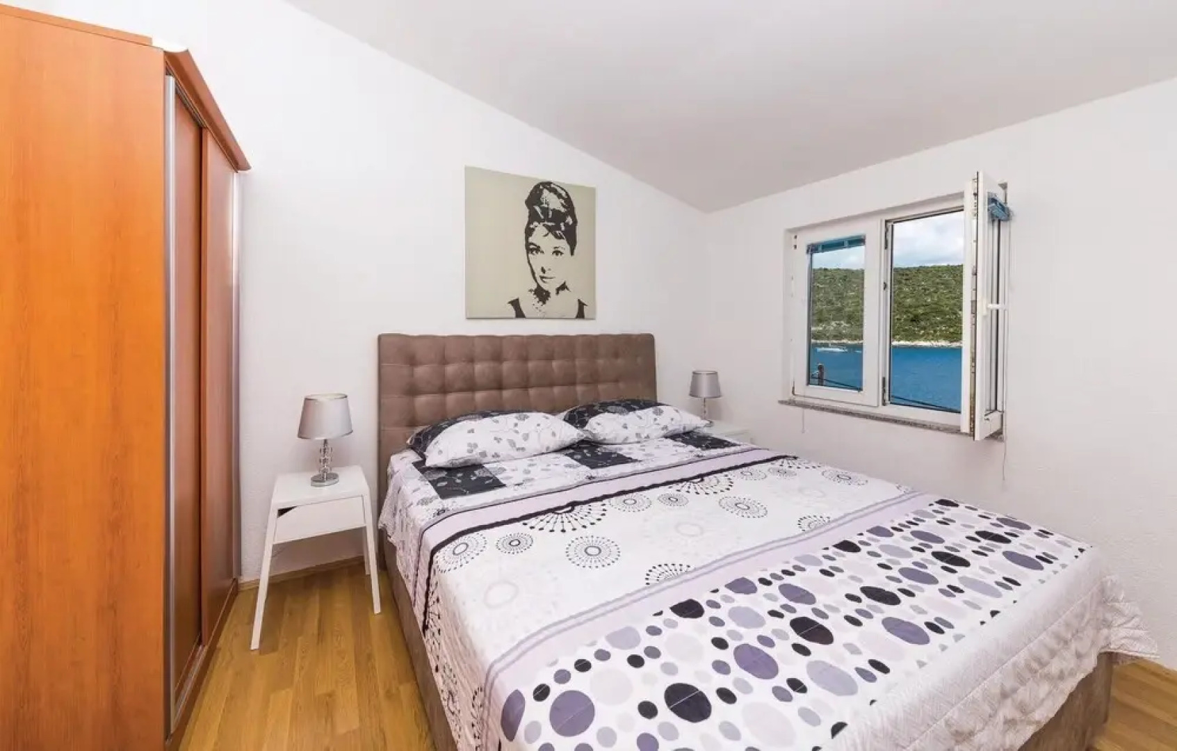 Beautiful Home in Drvenik Veliki With Wifi and 4 Bedrooms