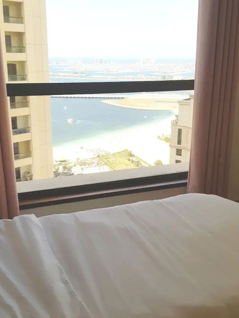 Grays Hostel By Haly