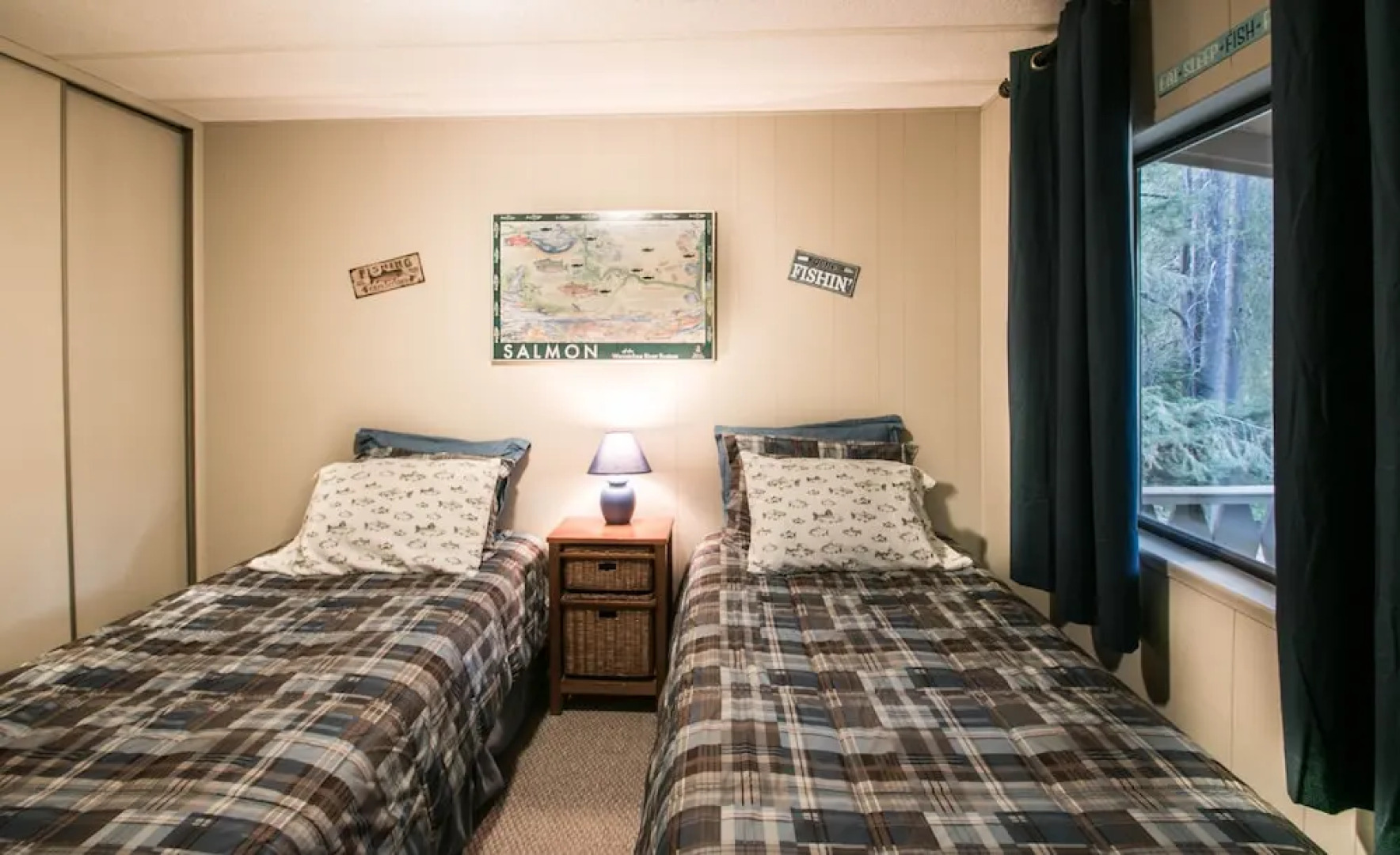 Heavenly Lake Haven Apartment 3 NW Comfy Cabins