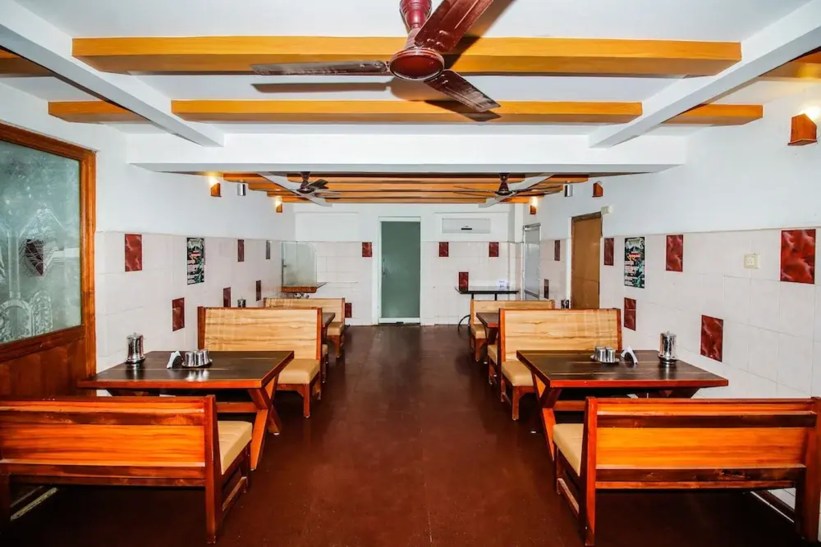 OYO 33399 Hotel Alwin