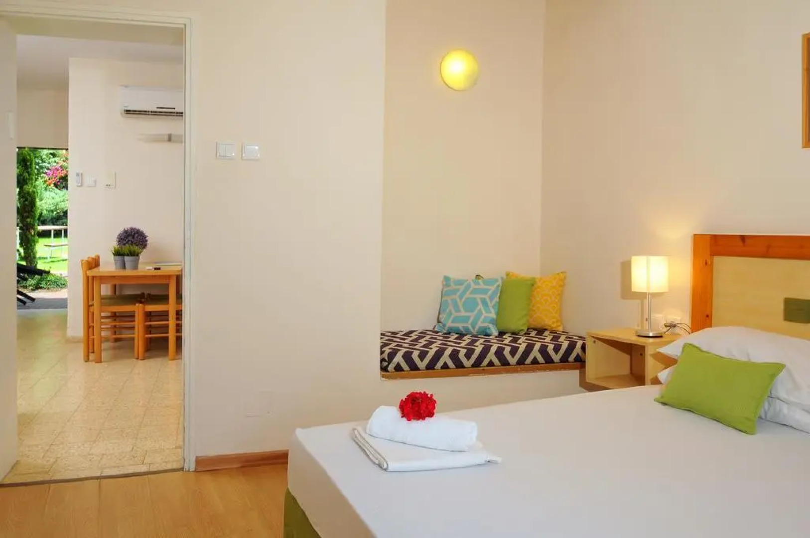 Eilon TravelHotel