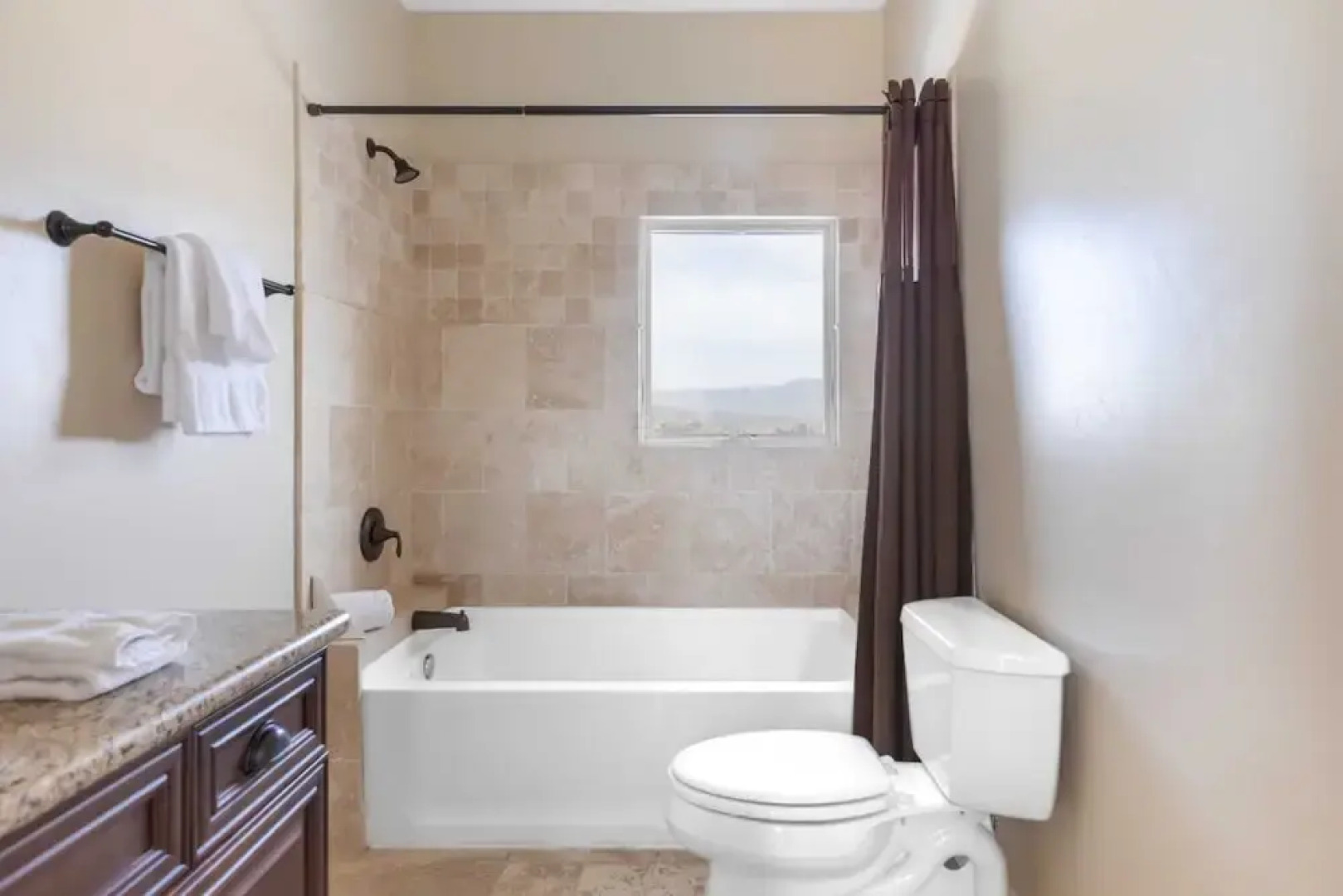 Palazzo Del Sol By Avantstay Breathtaking Home w/ Mountain Views & Hot Tub