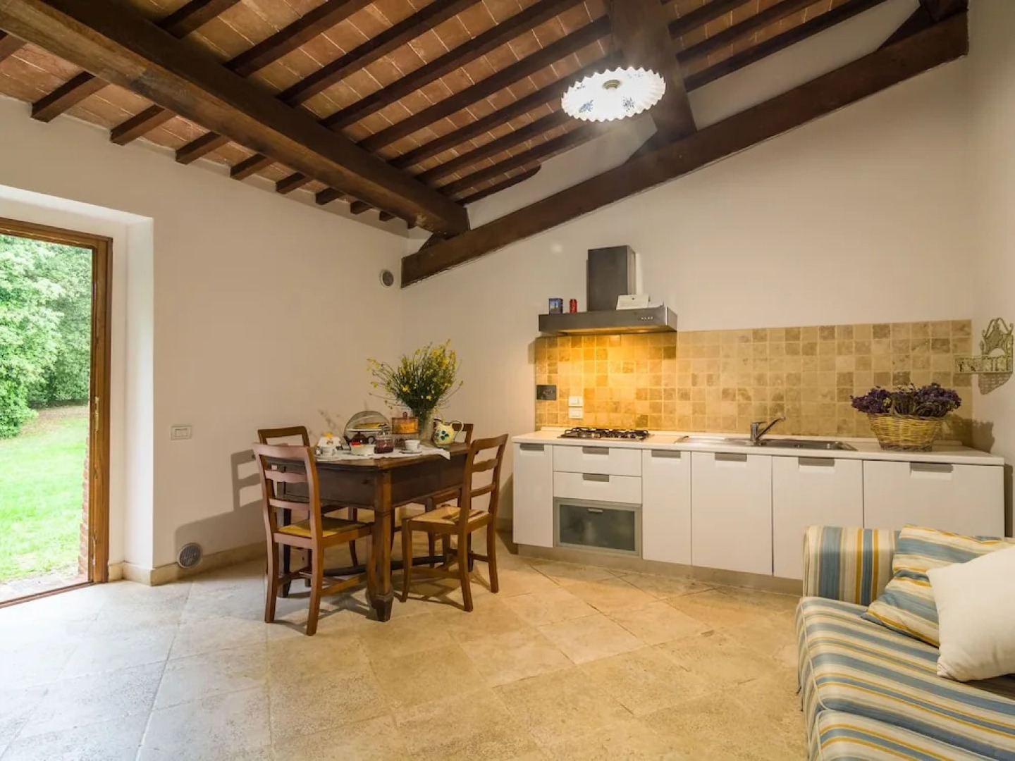 Pleasant Farmhouse in Rapolano Terme With Swimming Pool