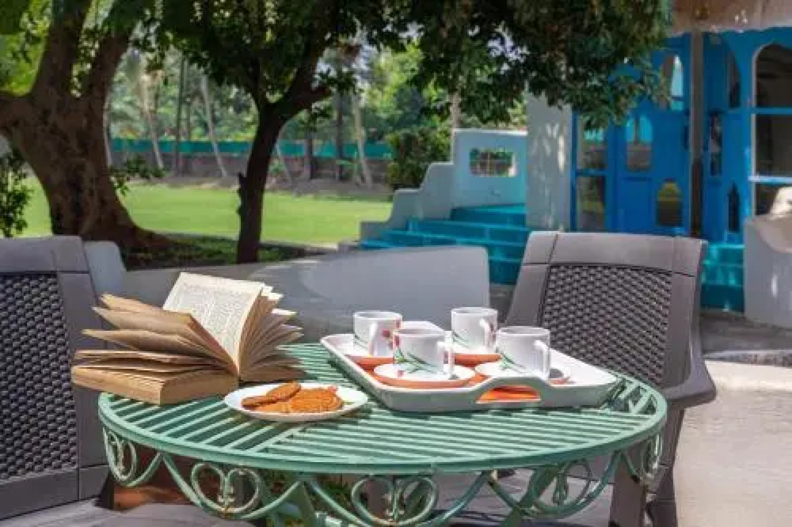 SaffronStays Casa Blanca