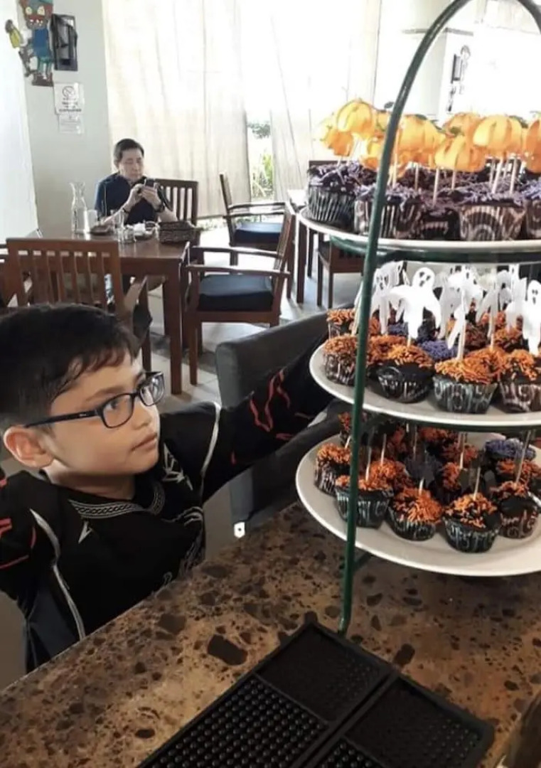 Makati CBD Resort 2 bedroom