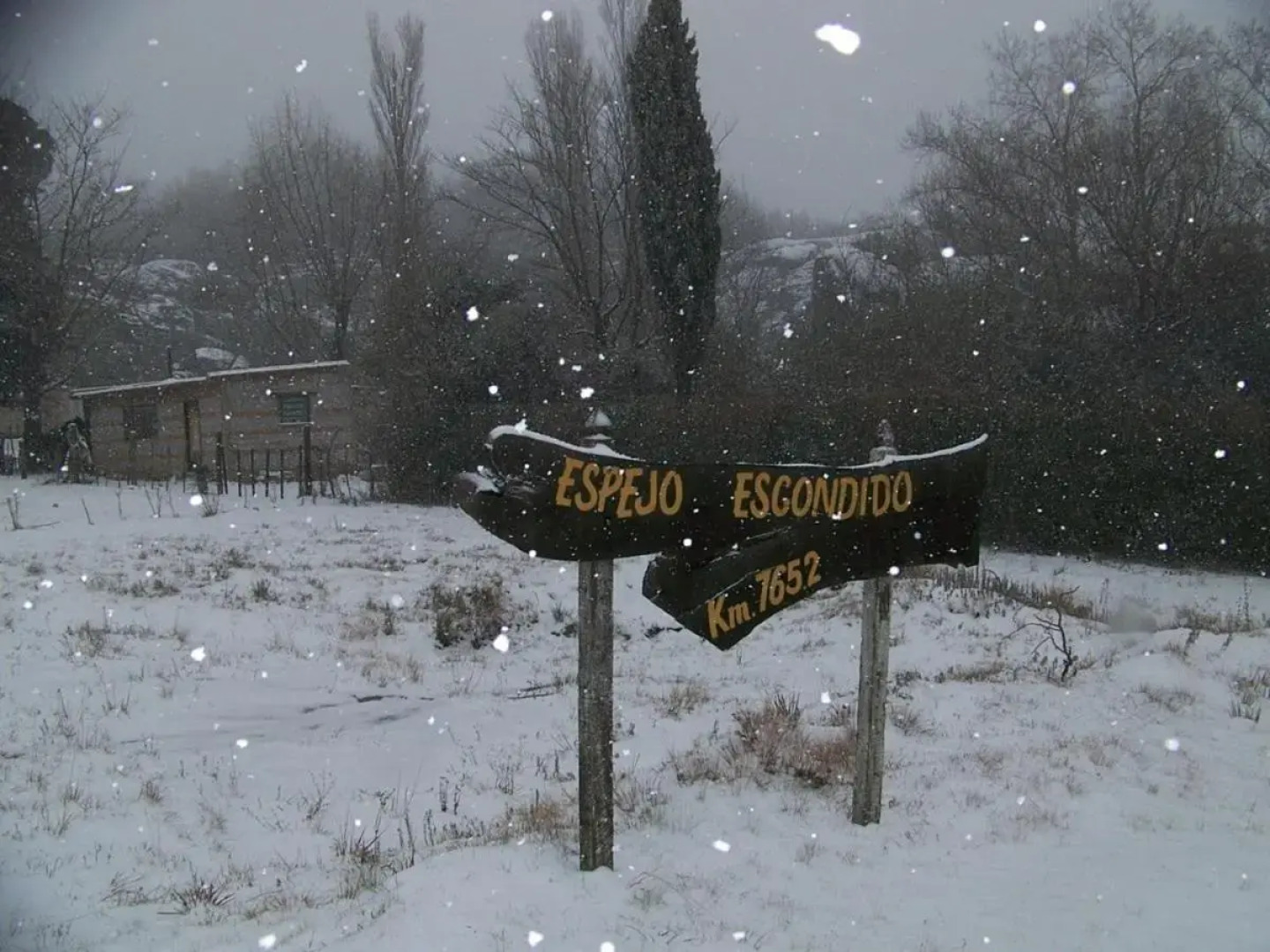 Espejo Escondido