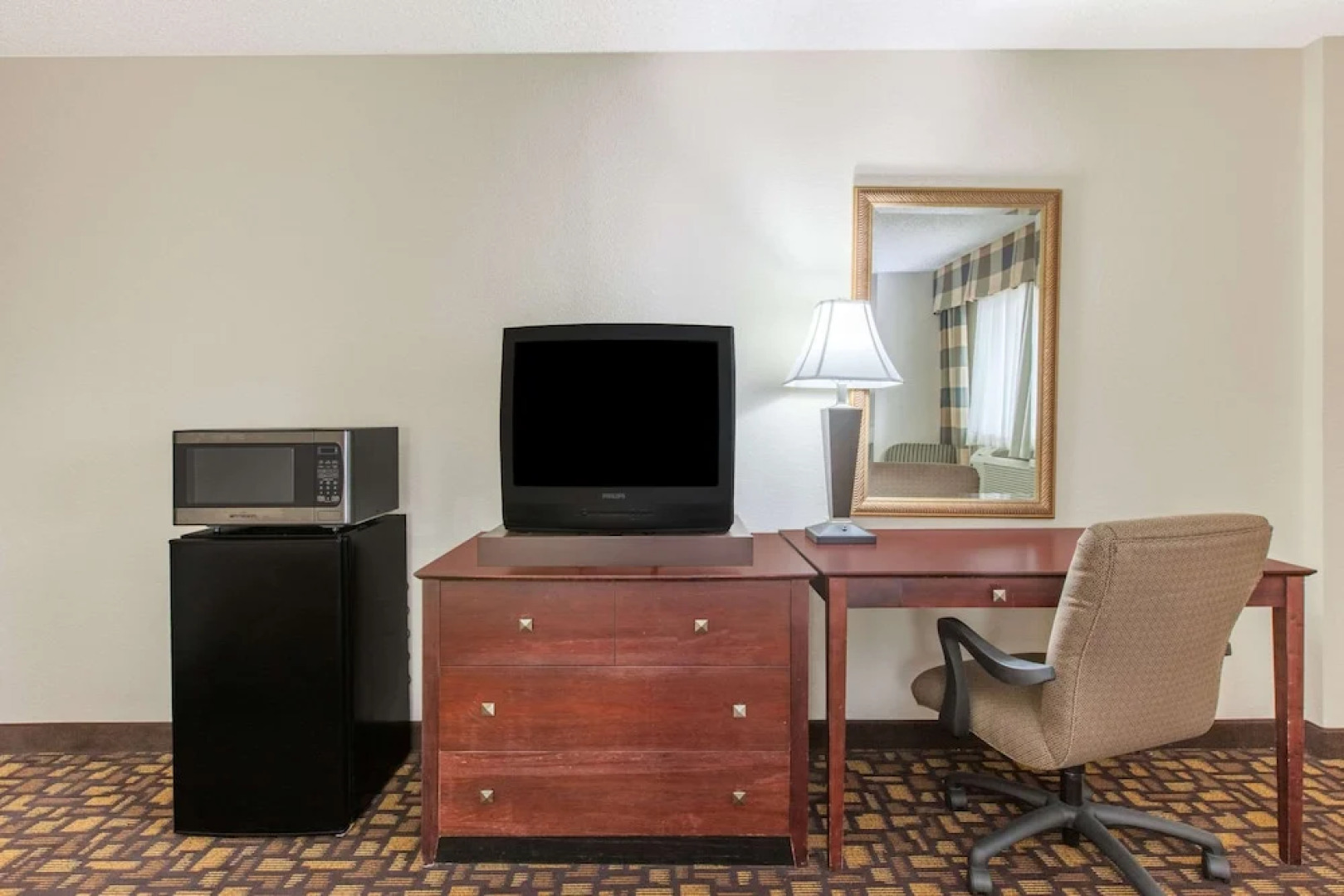 Knights Inn South Amboy/Garden State Parkway South, Exit 125