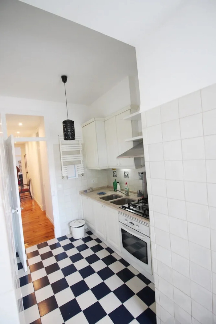 House With 3 Bedrooms in Algés, With Wifi - 1 km From the Beach