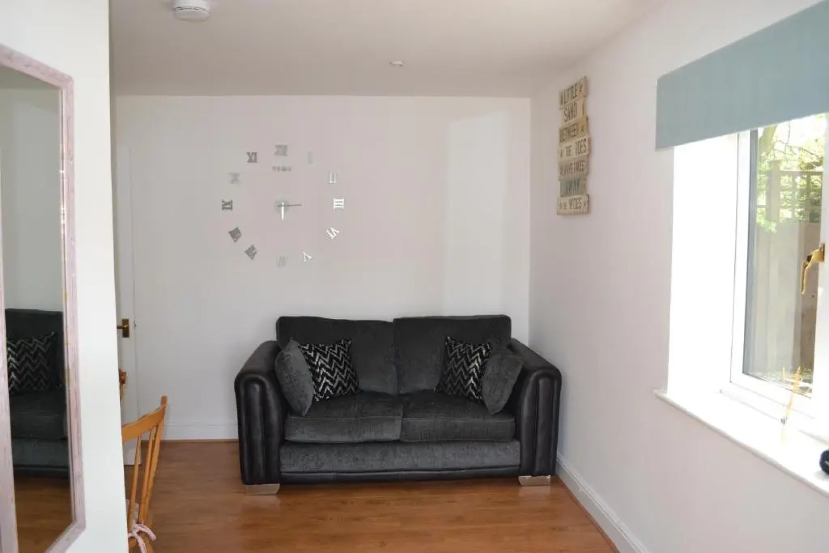 Number 1 Lytton Tree Lodge