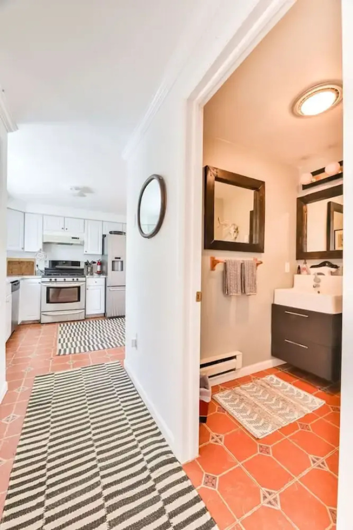 Hunter Mountain Ski House - Tesla Charger