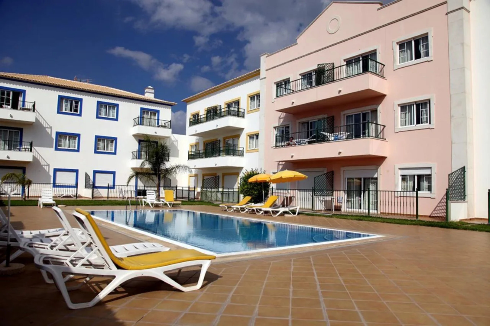 Alagoa Azul Apartments