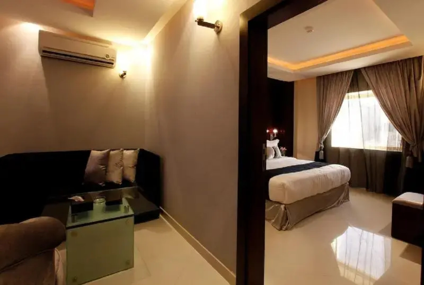 Almuhaidb Takhasosi Residence